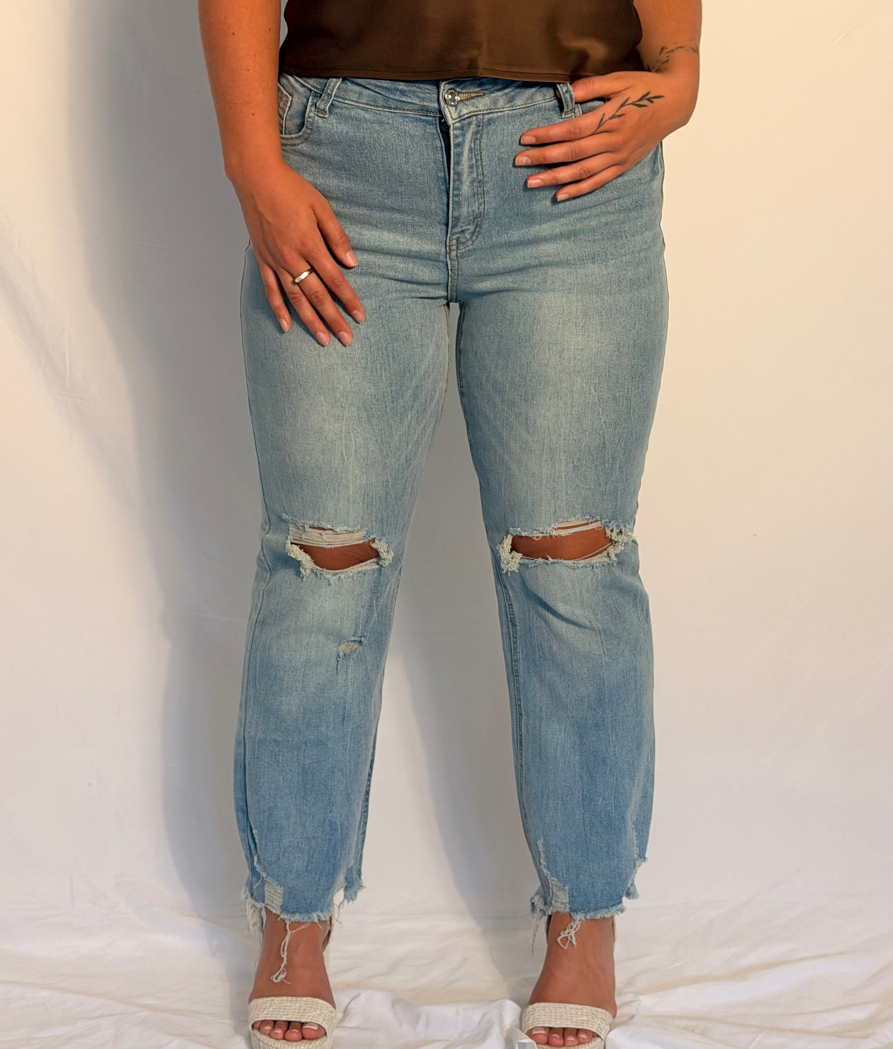Women's Ripped Bell Bottom Jeans High-Rise